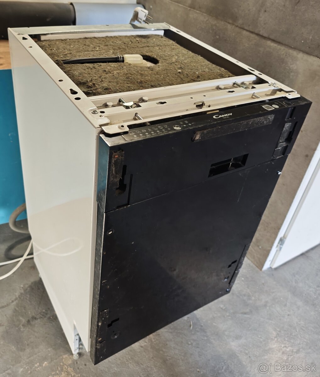 Predam vstavanu umyvacku riadu 45 CANDY CDI 45. - 2