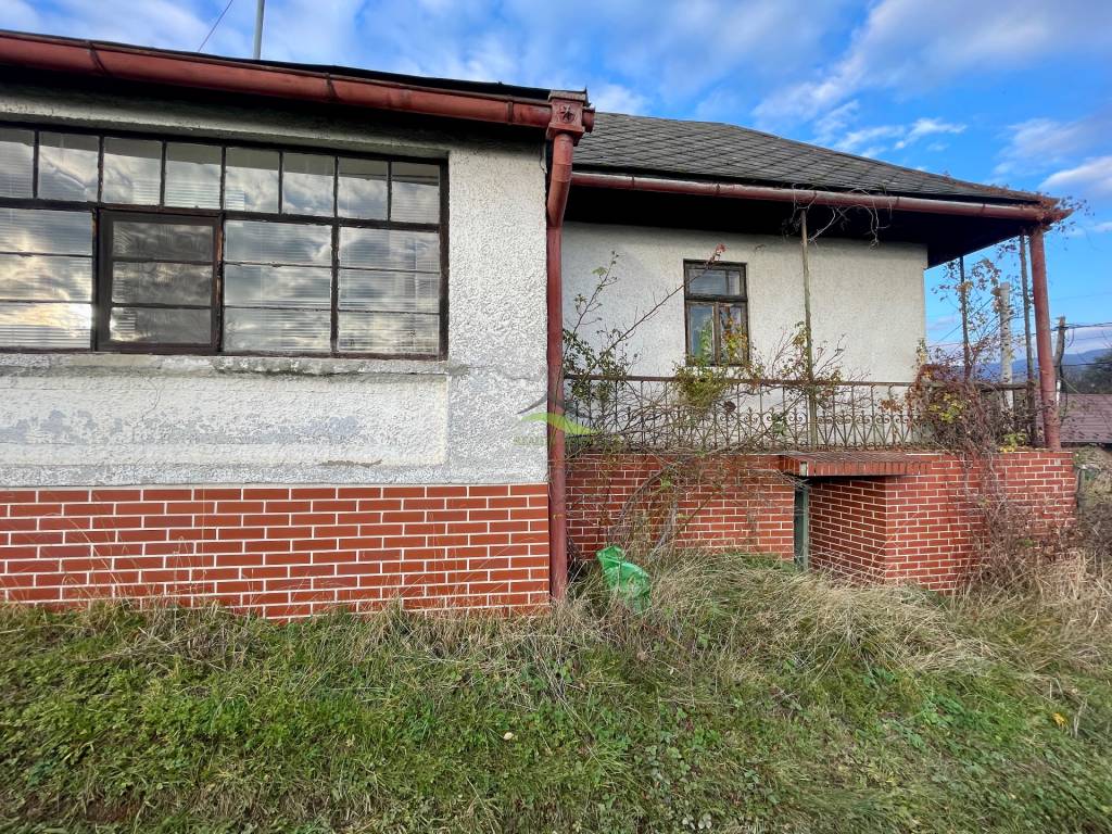 Chalupa priamo pod Lesom - blízko Morského Oka - 2