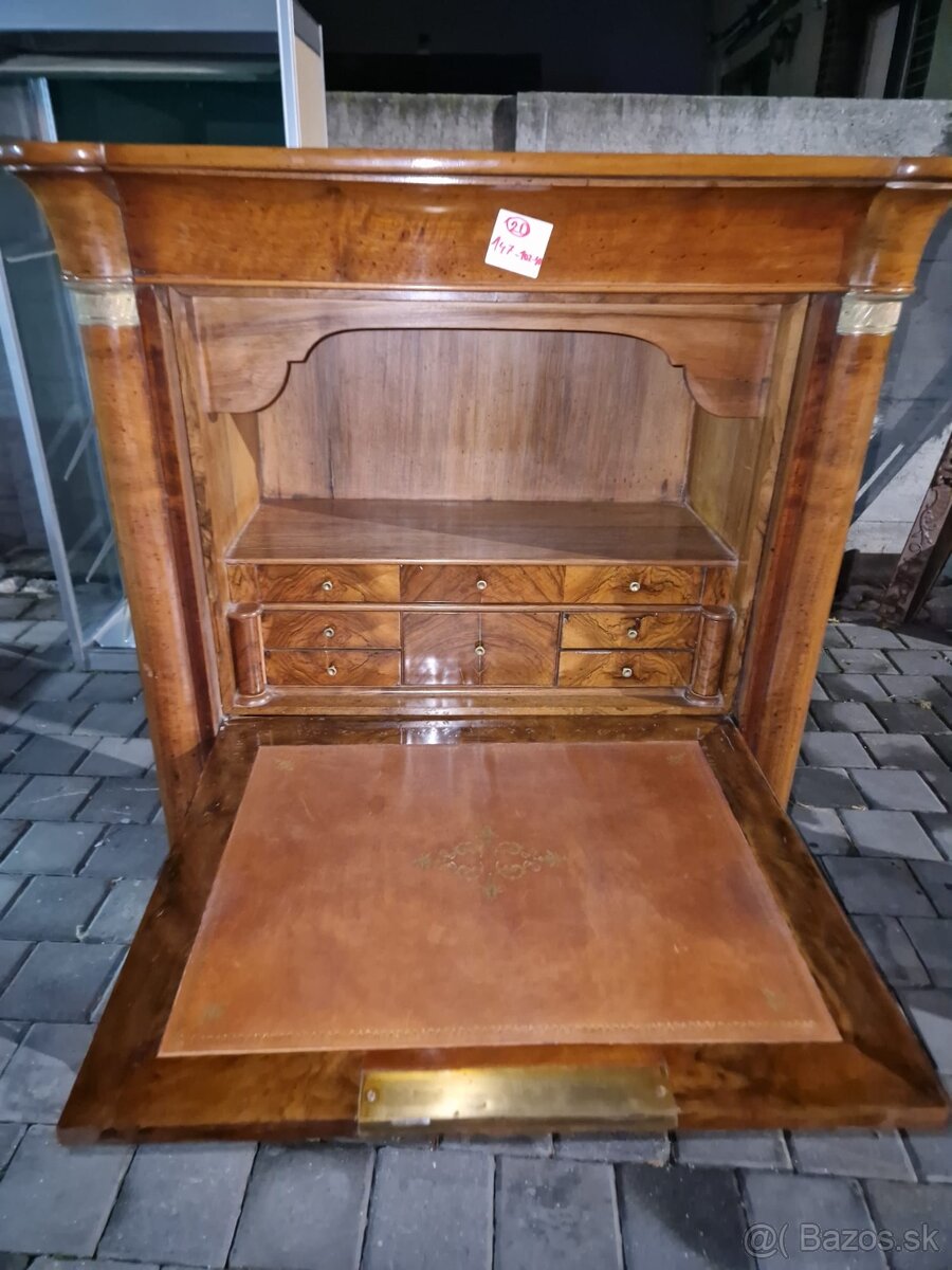 20 - Predám elegantný sekretár z masívneho dreva - 2
