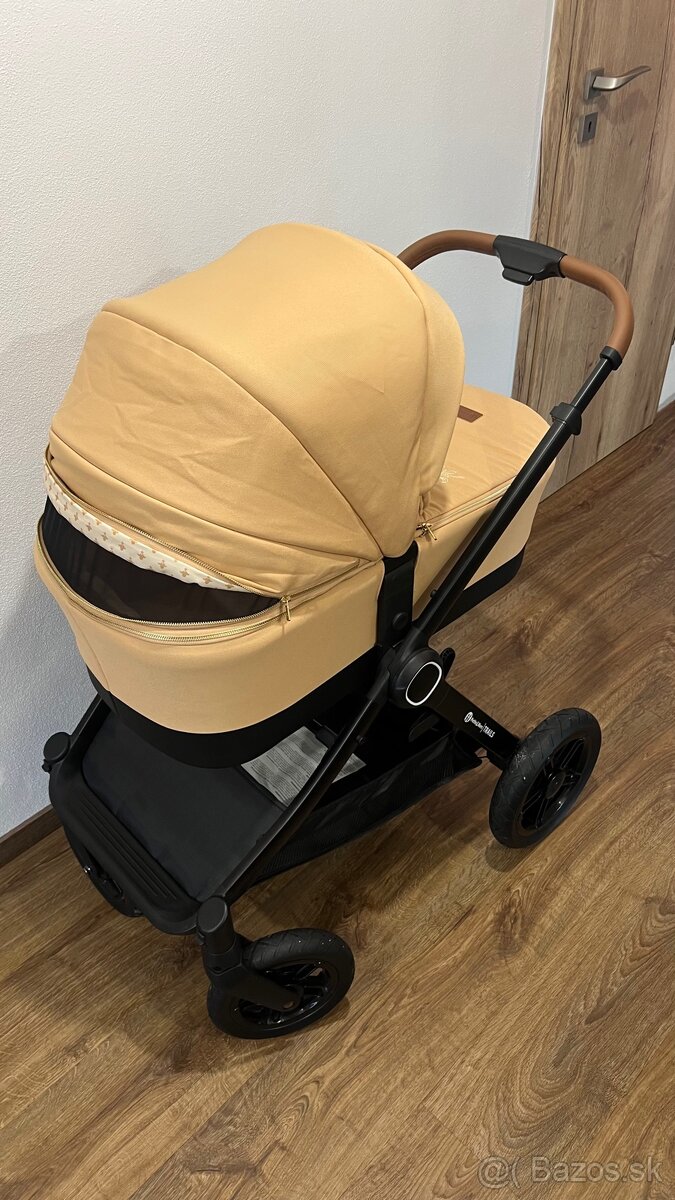 Predám kombinovaný kočík 3v1 PETITE&MARS - 2