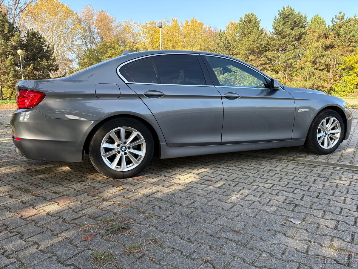 BMW rad 5 525d A/T F10 2993cm 150kW (204koni) r.v.2011 - 2