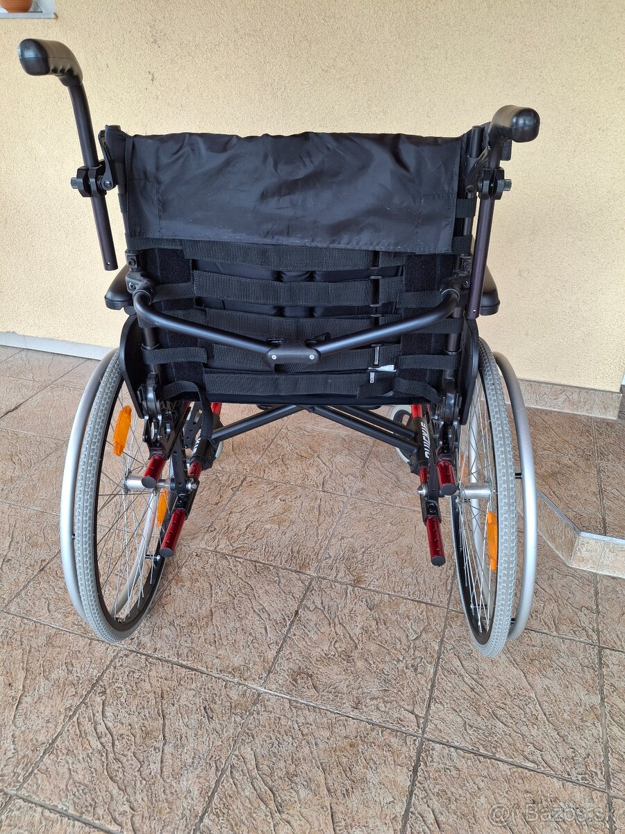 Invalidný vozík QUICKIE - 2