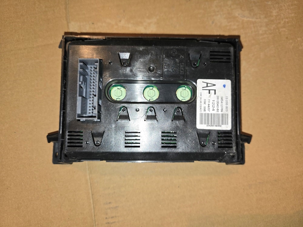 LCD Opel Astra H 13255823 - 2