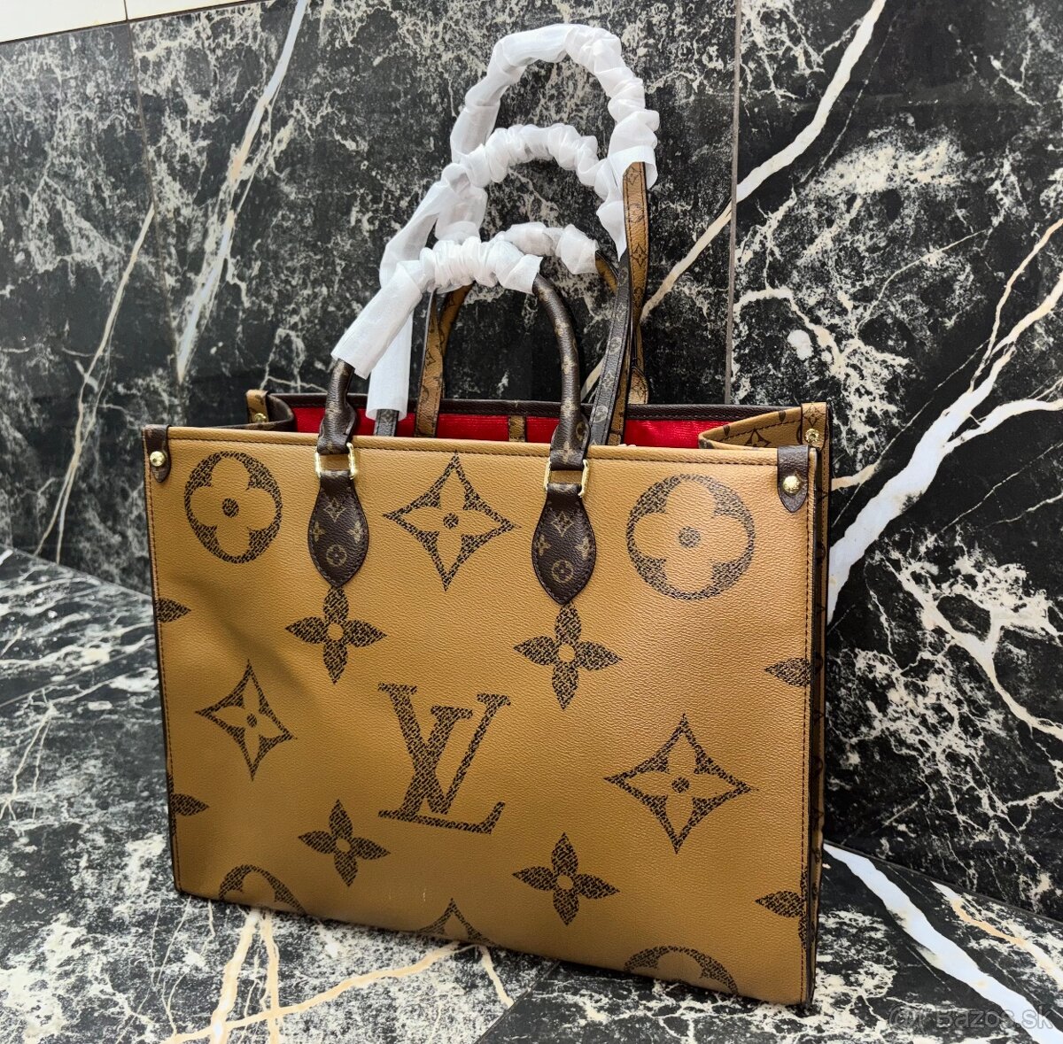 OnTheGo Reverse Monogram Louis Vuitton - 2