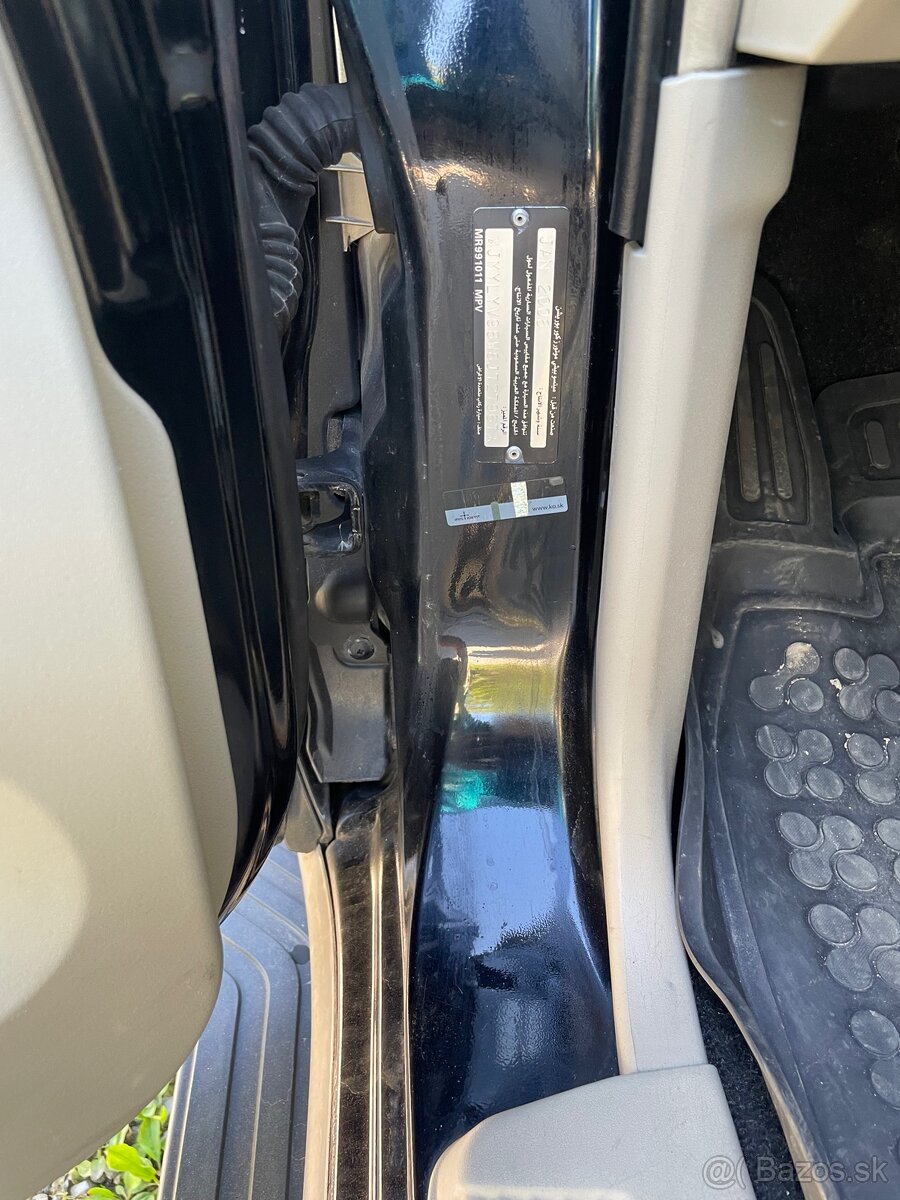 Mitsubushi pajero IV - 2