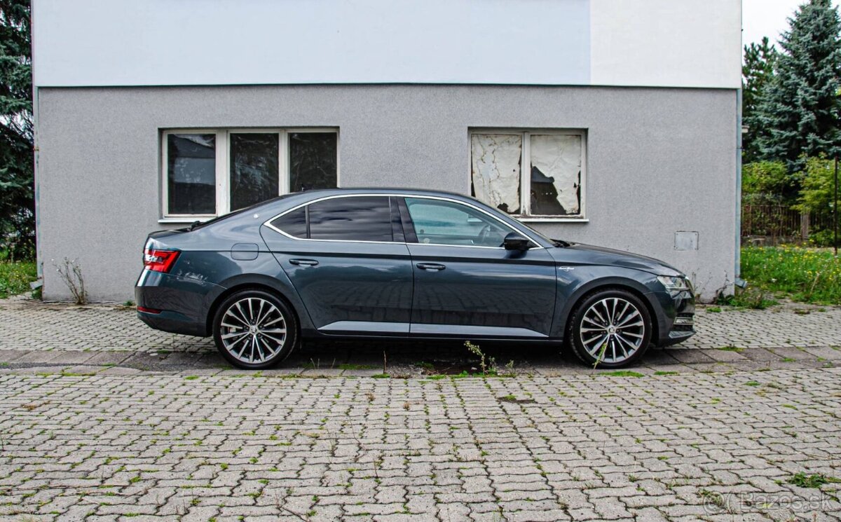 Škoda Superb 2.0 TDI SCR DSG - 2