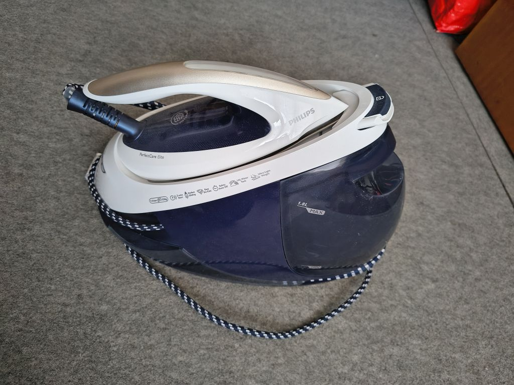 Žehlička s parným generátorom Philips CG 9635 - 2