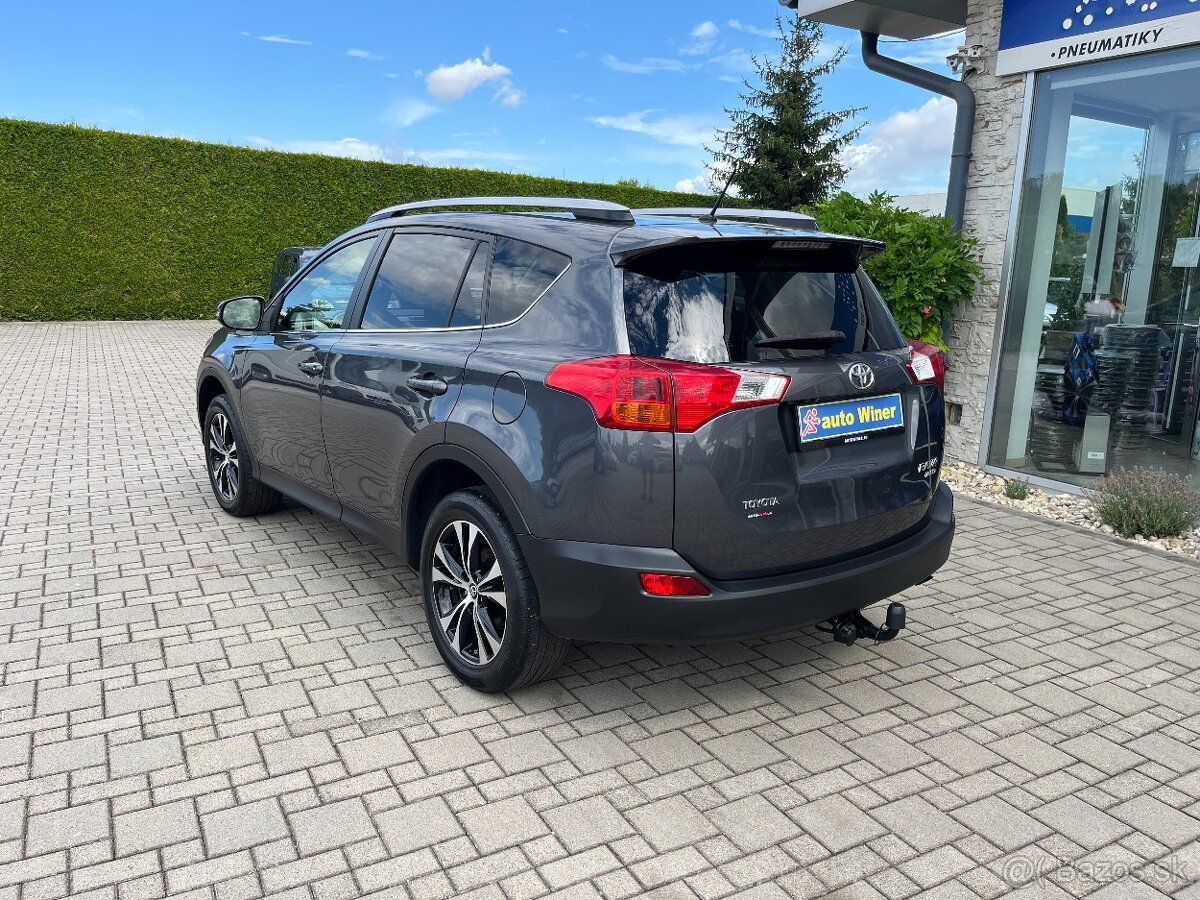RAV4 2.2D 4X4 -- 134 000 km -- - 2