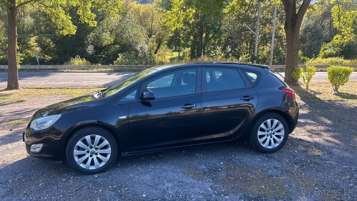 Predám Opel Astra - 2