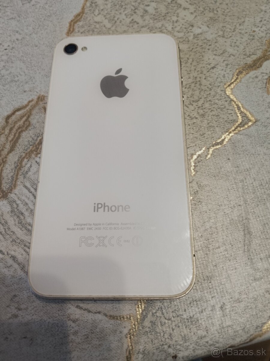 Predám iphone 4 - 2