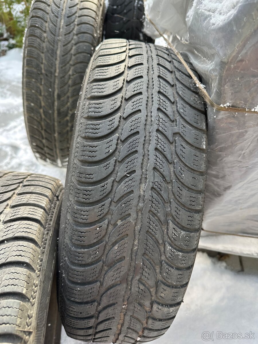 Sada diskov s pneumatikami Hyundai I20 - 2