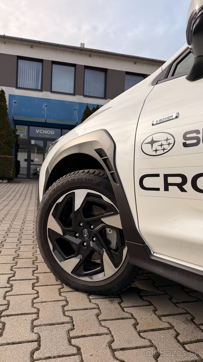 🚙 Subaru Crosstrek 2.0i e-boxer CVT Style X-TRA - 2