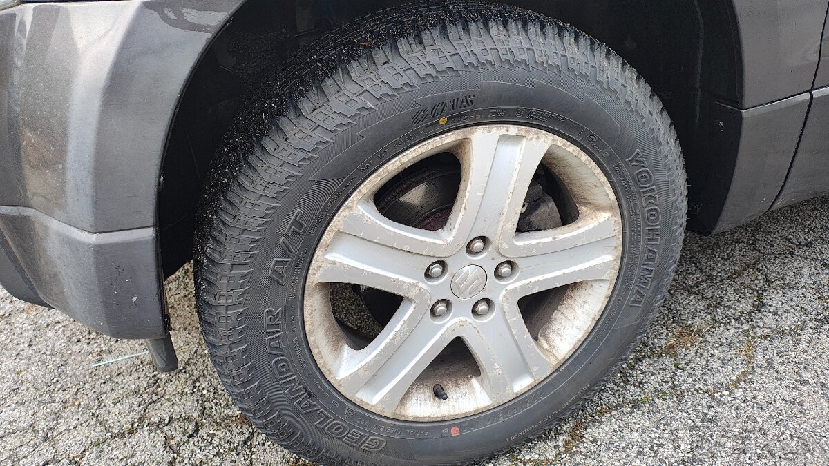 Suzuki Grand Vitara - 2