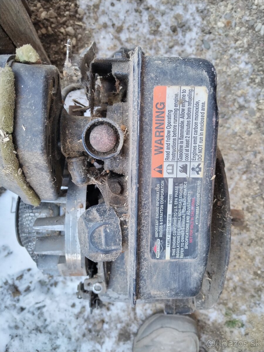 Motor 4-takt z kosačky - 2