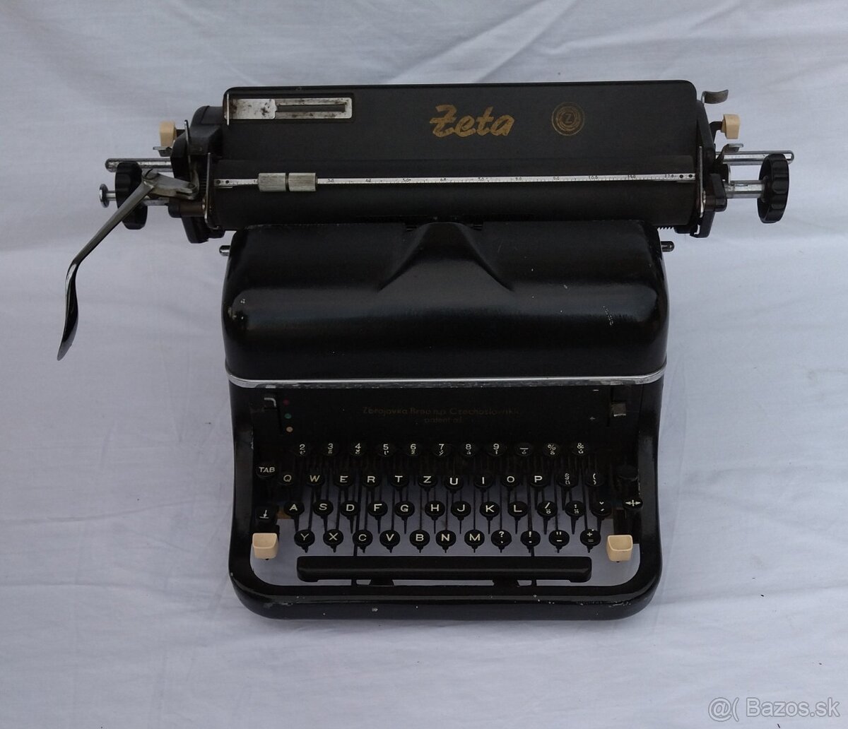 Starožitný písací stroj - 2