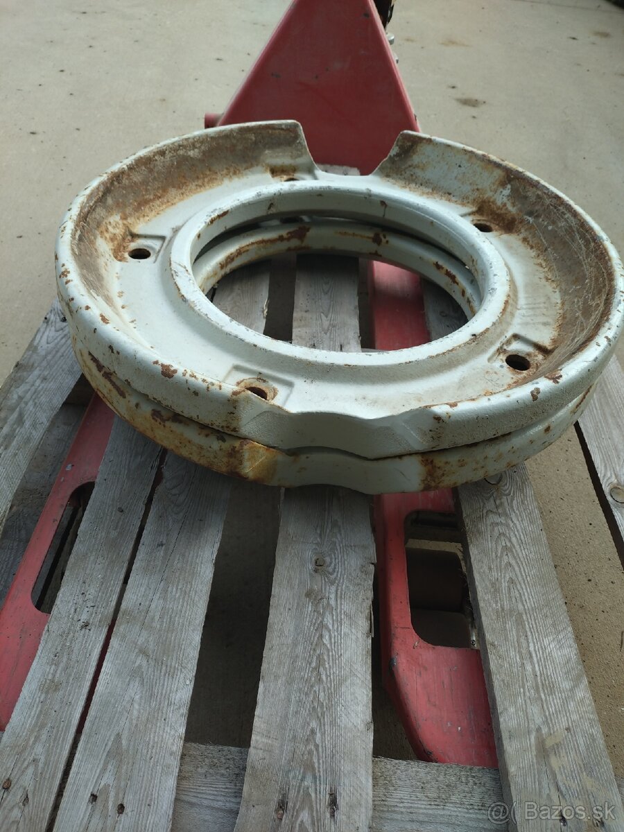 Závažia valtra - 2