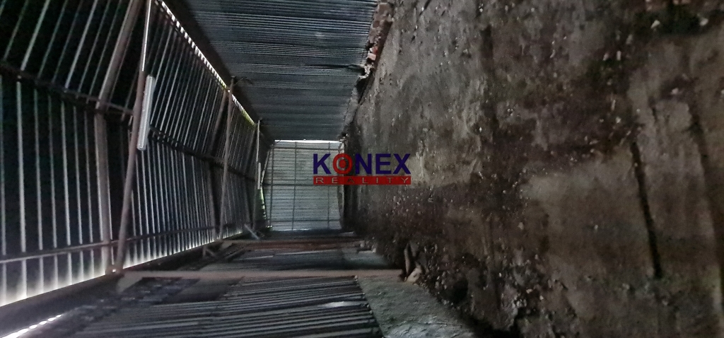 HANGÁR v meste Trebišov na predaj - 2