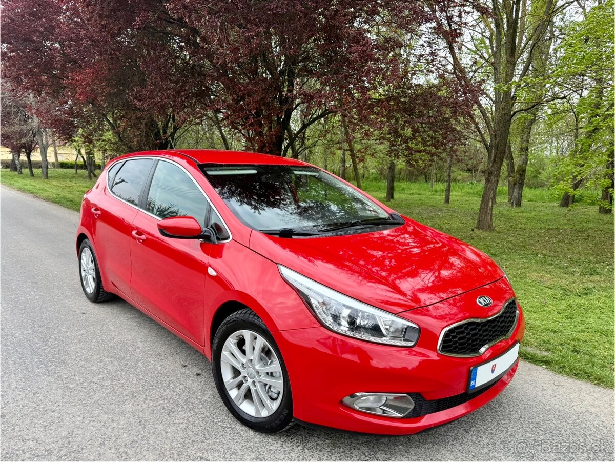 Kia Ceed 1.4 CVVT Benzín - 2
