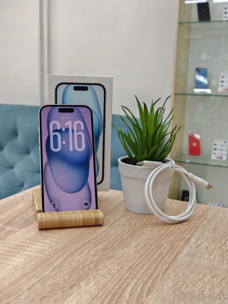 iPhone 15 128GB | Modrý - 2