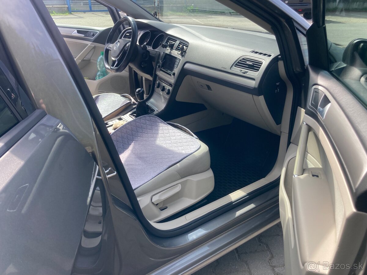 Volkswagen Golf combi 2.0 TDI - 2