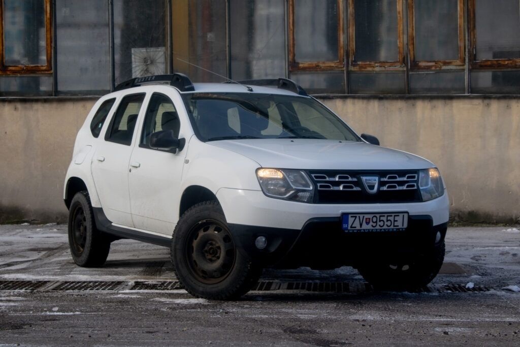 Dacia Duster Úplne nová STK , EK . - 2