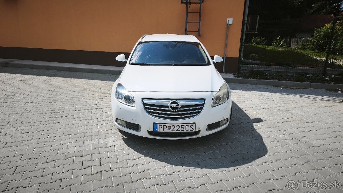 Opel Insignia sportstourer - 2