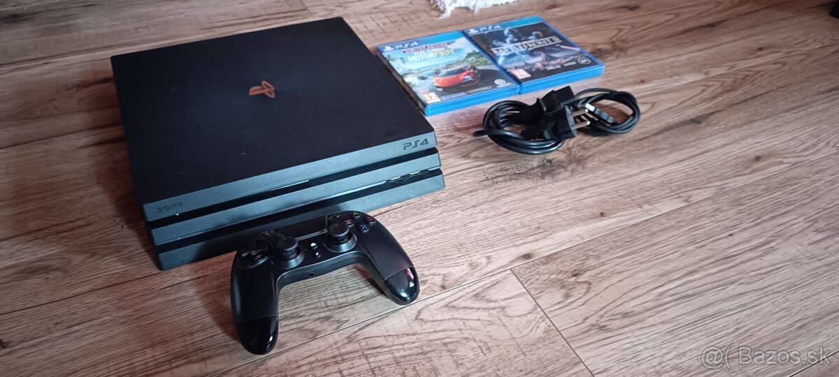Ps4 pro s hrami - 2