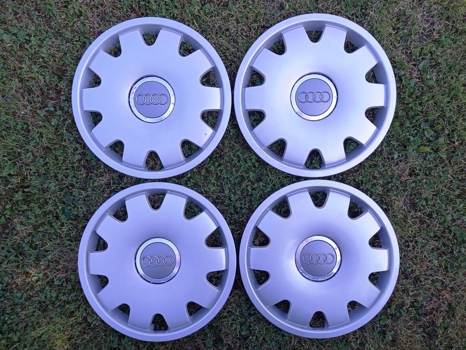 AUDI Originál Puklice 16" Top Stav - 2