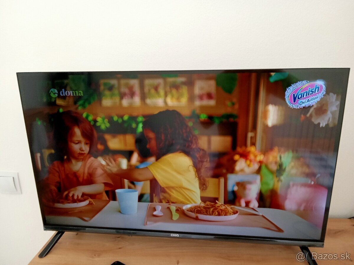 32" CHiQ L32FM10V Smart TV - 2