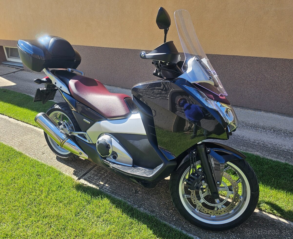 Honda NC700D Integra - DCT automat - 2