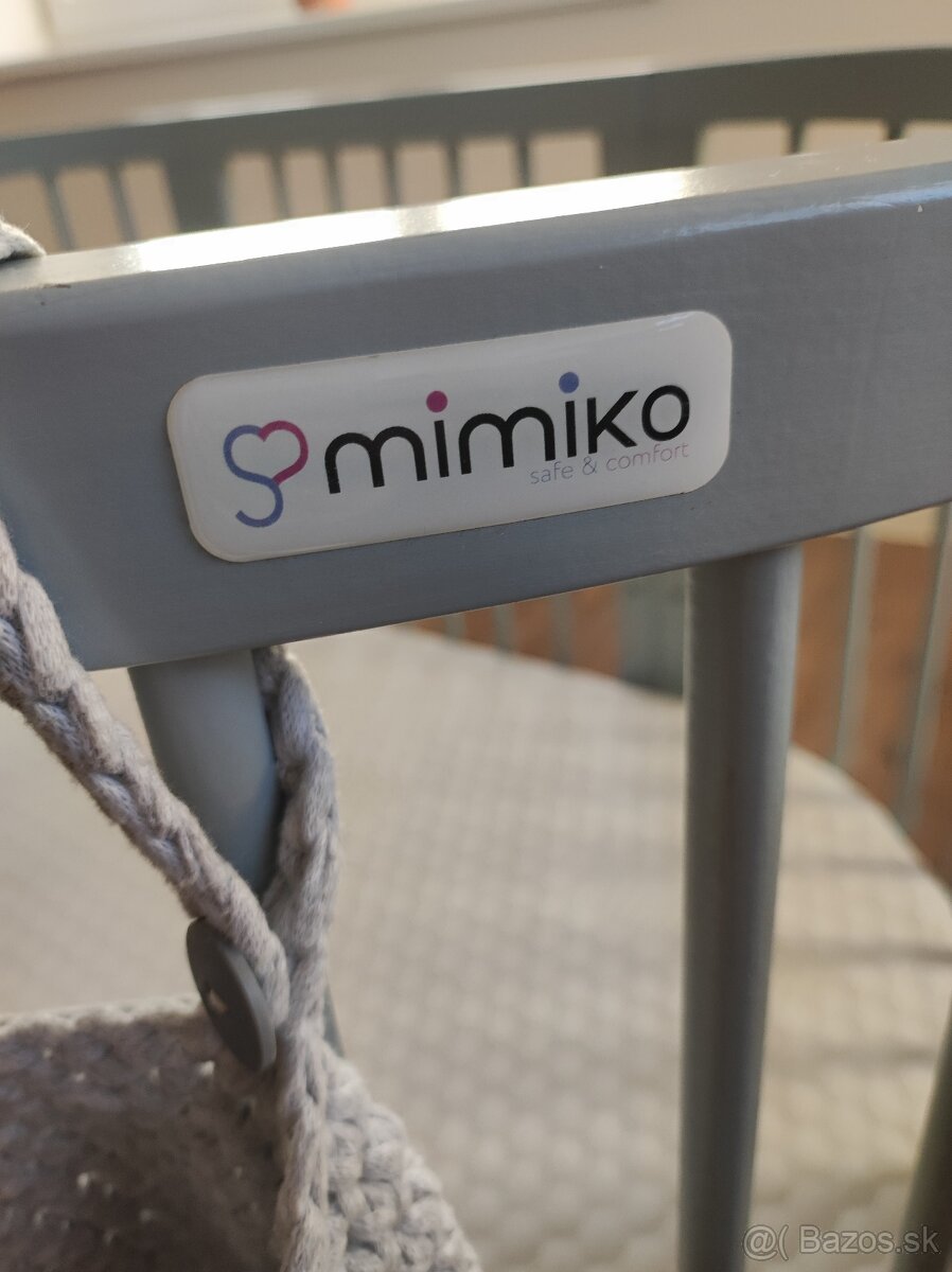 Rastúca postieľka sivá - 2