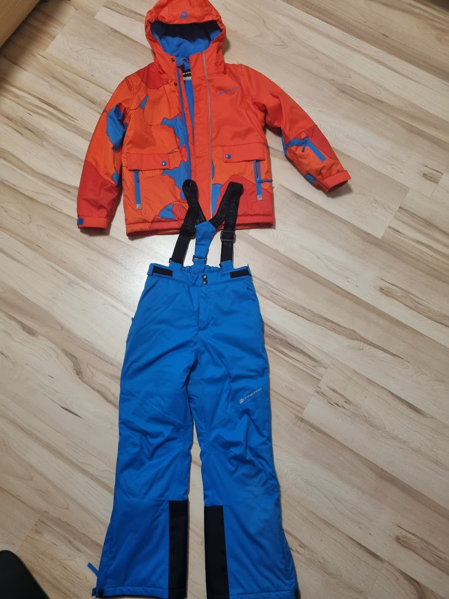 Lyžiarsky komplet - veľkosť 140-146 - 2
