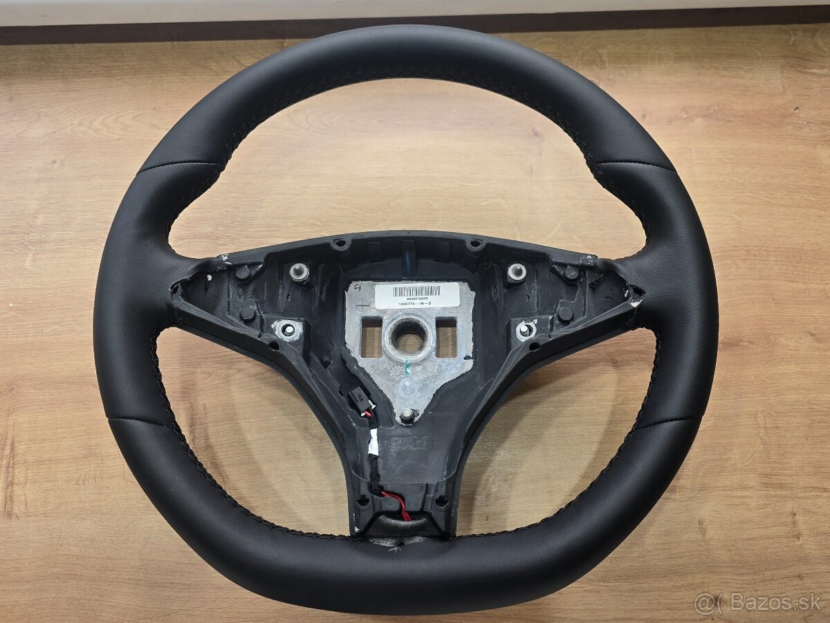 Volant Tesla model S Tesla model X s vyhrevom - 2