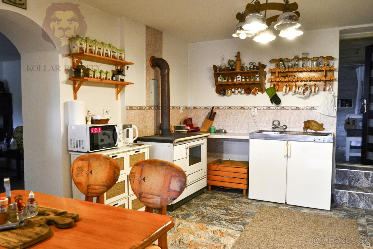 Zrekonštruovaná vidiecka chalupa / rodinný dom na predaj – L - 2