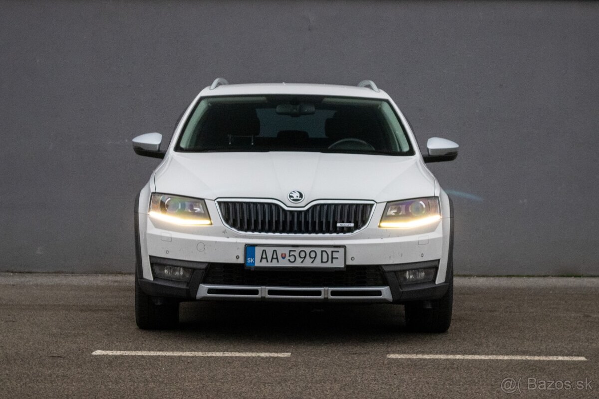 Škoda Octavia Combi SCOUT2.0 TDI DSG 4x4 - 2