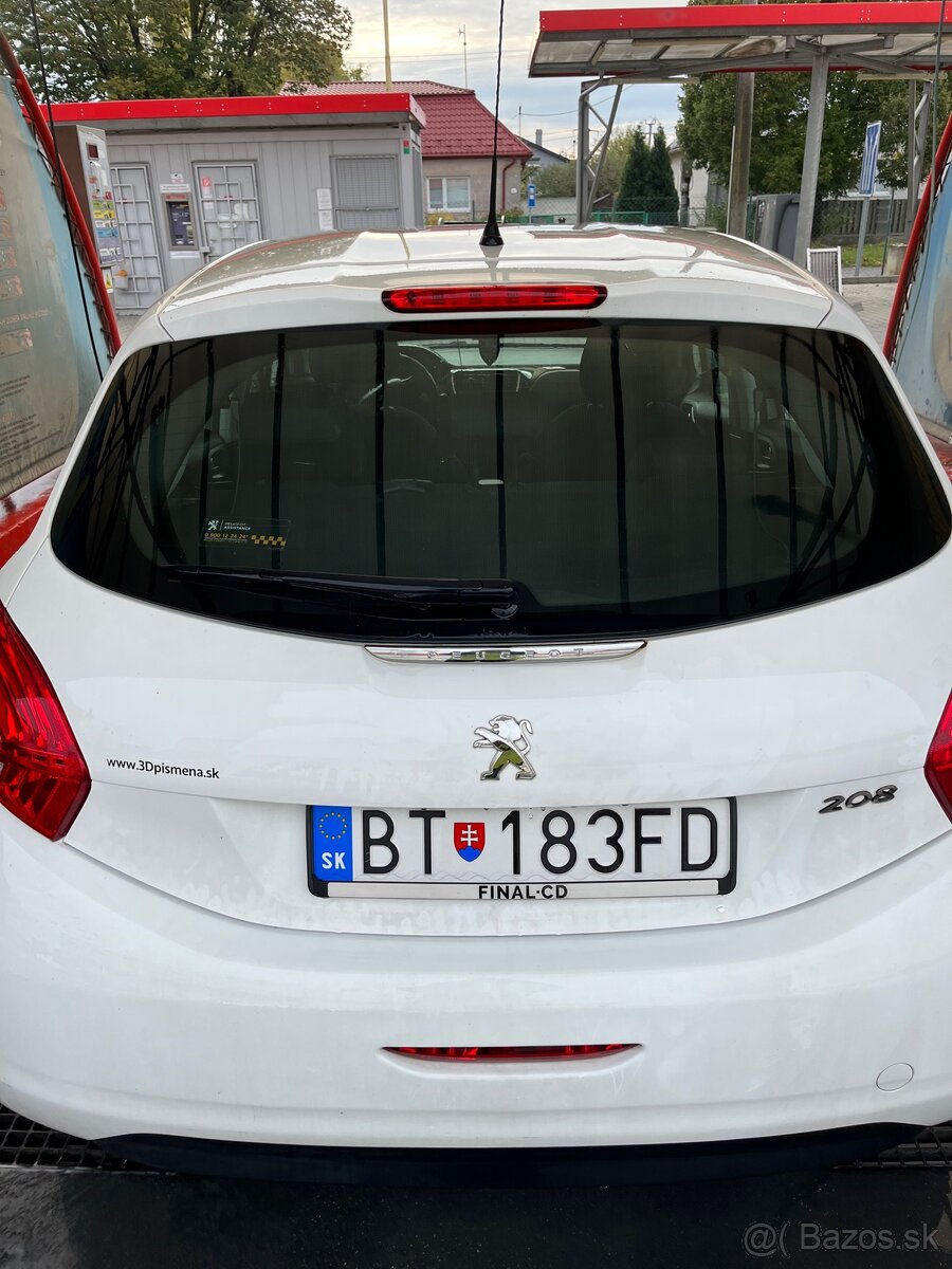 Predám Peugeot 208 1,4 Hdi 50 kw - 2