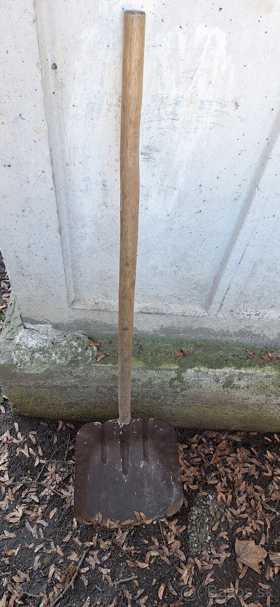 Železná lopata - 2