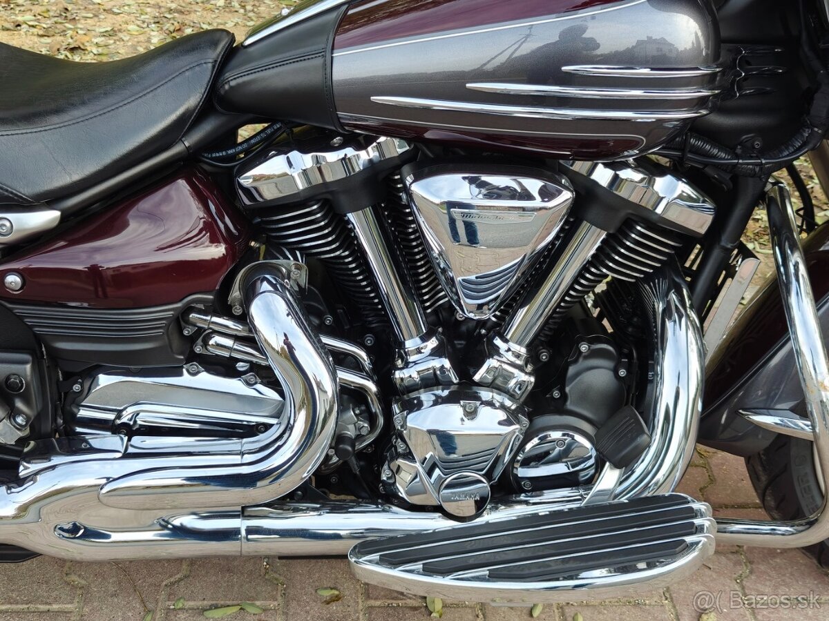 Yamaha XV 1900 Midnight Star - 2