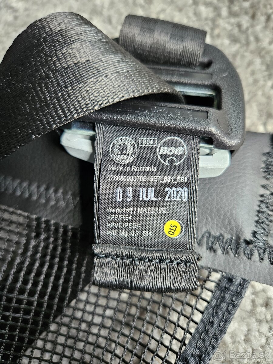 Deliaca sieť do kufra Octavia 4 - 2