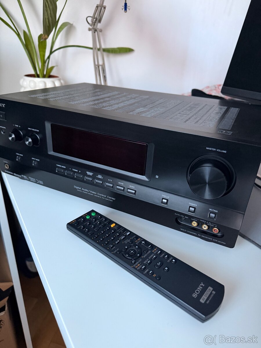Sony STR-DH700 - 2