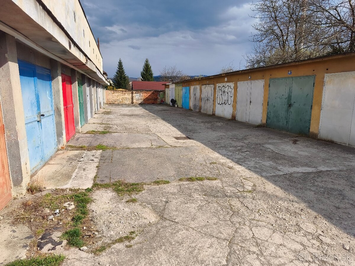 Garáž Trenčín SIHOŤ II - Hodžova - 2