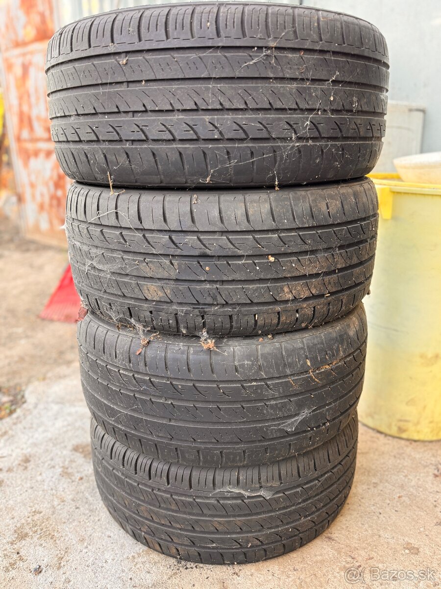 225/45r17 - 2