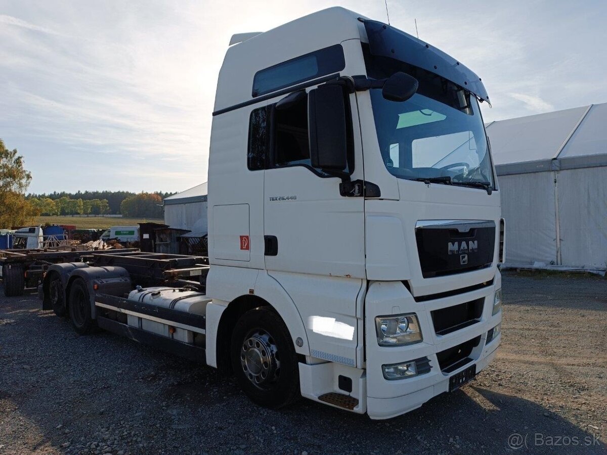 MAN TGX 26,440 6x2 BDF 2011 - 2