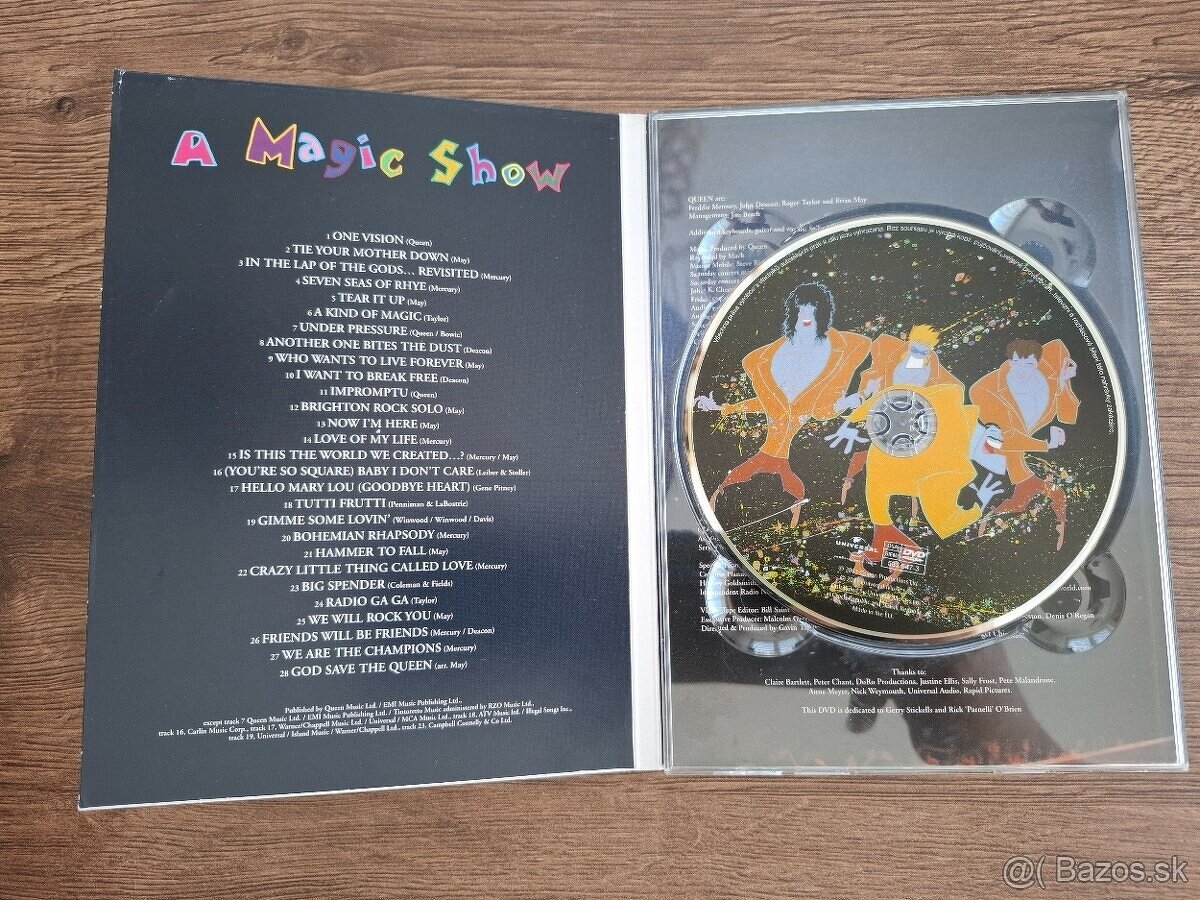 Queen - Live at Wembley stadium - 2