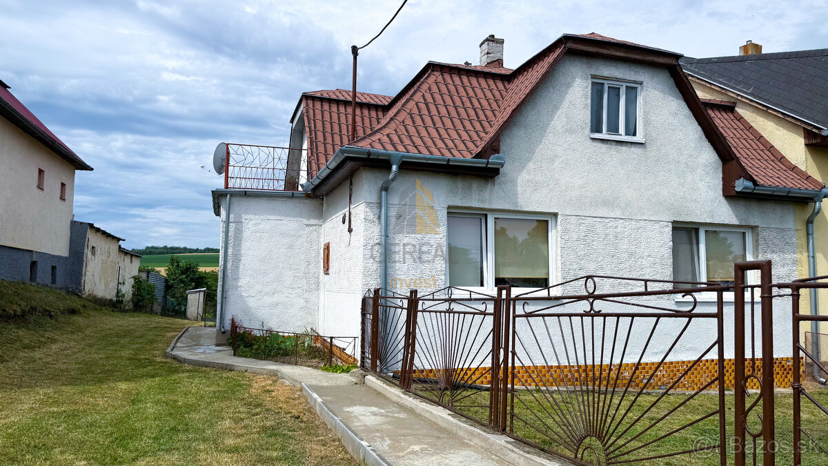 Rodinný dom v obci Hrčeľ - 2
