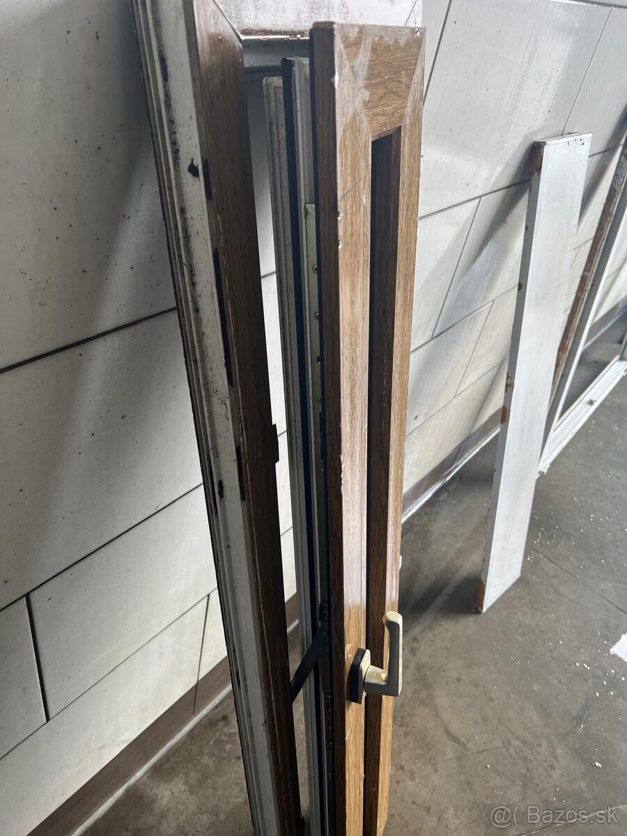 vyklopne plastove okno - 2
