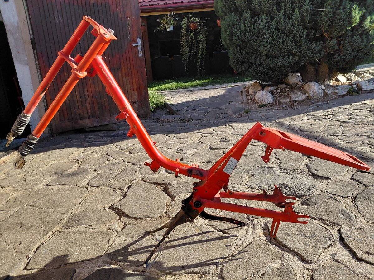 Kostra babetta 207 - 2