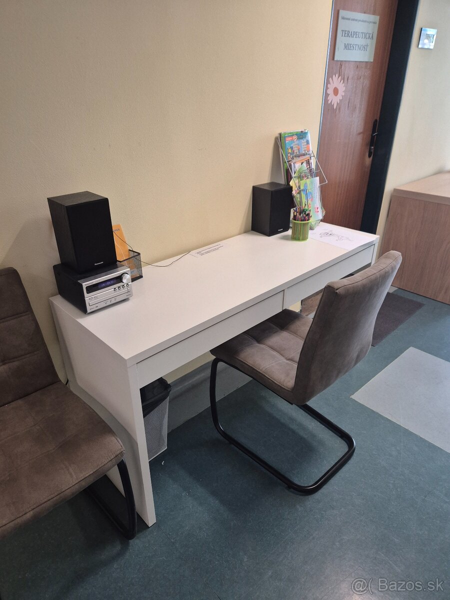 Písací stolík IKEA Micke - 2
