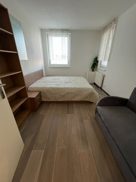4 izb. byt na prenájom, JÉGEHO ul. – foto 2