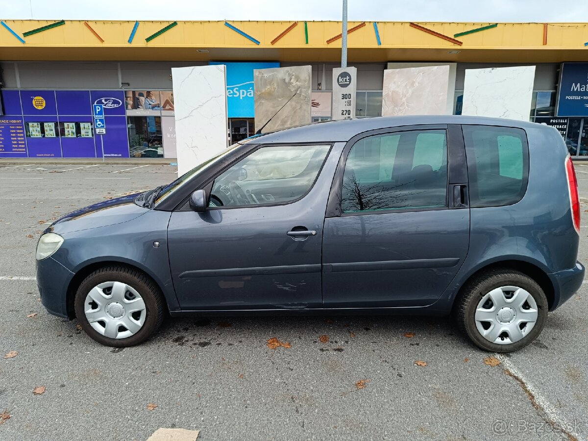 Škoda Roomster 1,2 benzin,r.v.2007,naj 153000 km - 2